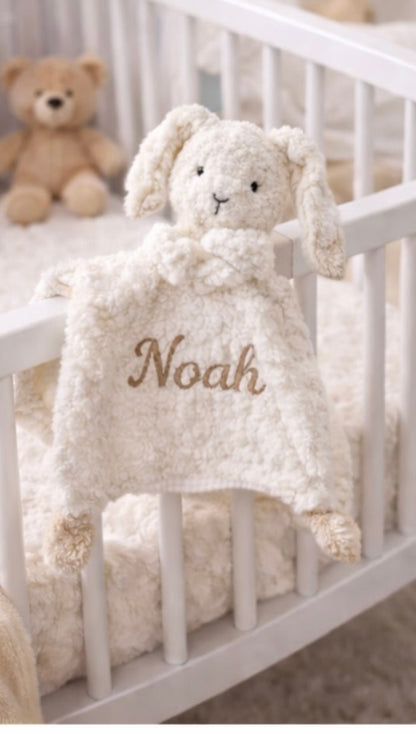 Doudou Conejo Personalizado con Nombre Bordado – Regalo de Nacimiento Único