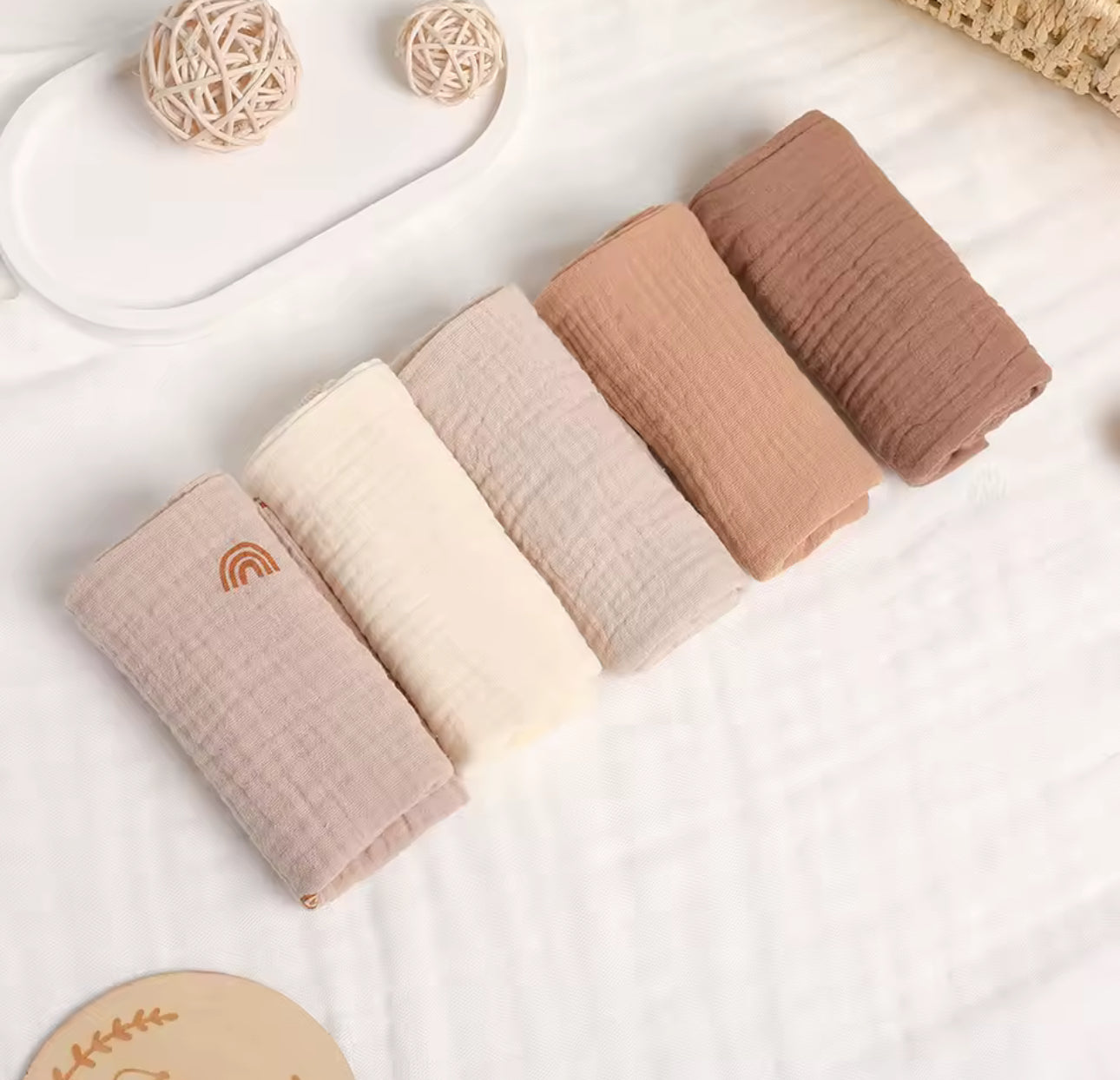 Assortiment de 5 langes en coton de gaz - Douceur naturelle pour bébé
