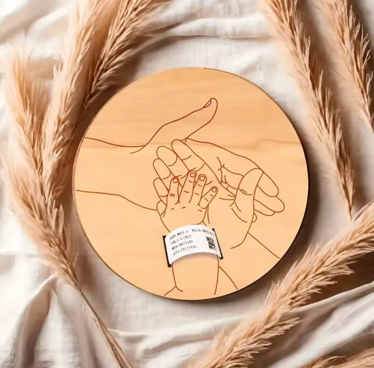 Cadre souvenir avec le bracelet de maternité